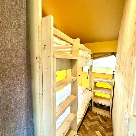 Little Pig Glamping Bude